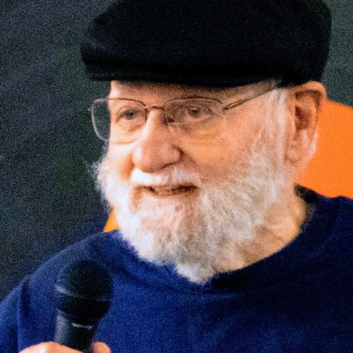 Don Norman, autor de The Design of Everyday Things, durante una conferencia